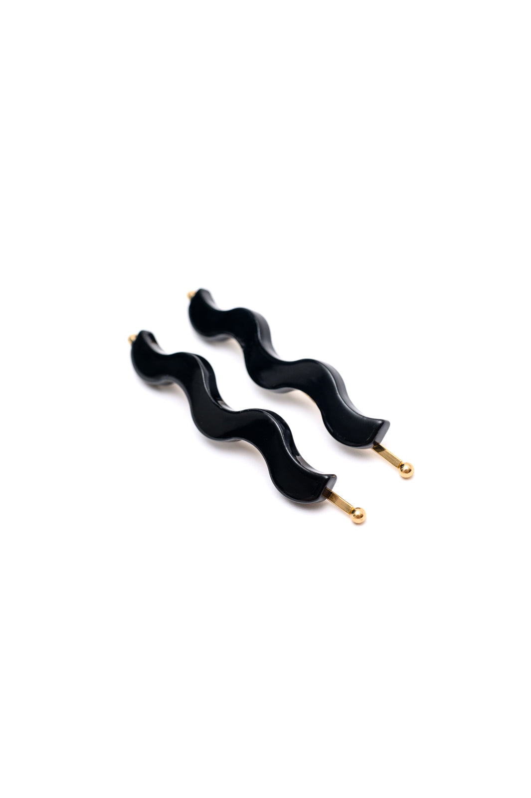 Sleek Waves Hair Clip Set in Black