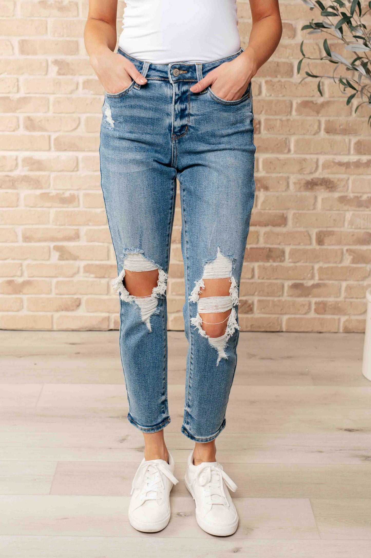 High Rise Distressed Boyfriend Jeans in Medium Wash